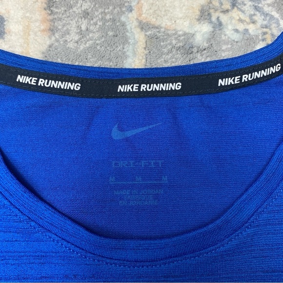 Nike Men's Blue Sports Shirt - Picture 2 of 4